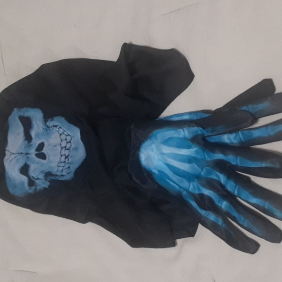 CHILDS XRAY SKELETON COSTUME HALLOWEEN - Picture 6 of 7